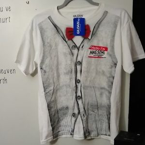 Boys size XXL/ men's small graphic with tag